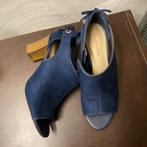 Women’s 7.5 charter club heal